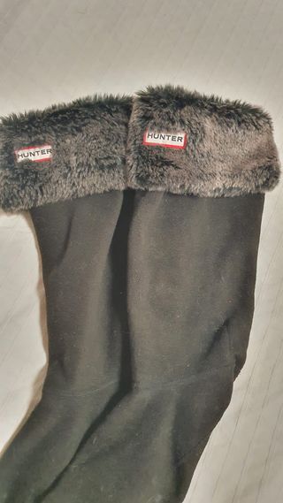 Calcetines mujer hunter nuevos de segunda mano por 16 EUR en Vilagarcía de  Arousa en WALLAPOP
