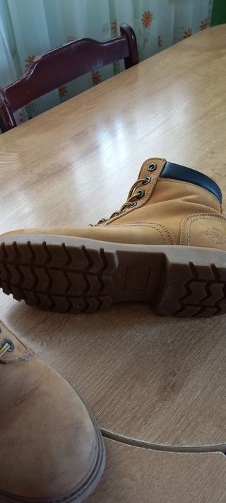 Botas Hombre Springfield de segunda mano por 17 EUR en Los Angeles de San  Rafael en WALLAPOP
