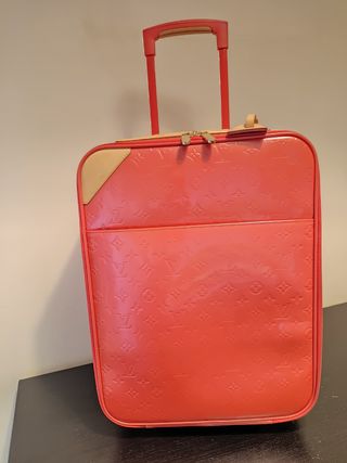 Maleta de viaje Louis Vuitton de segunda mano en Barcelona en WALLAPOP