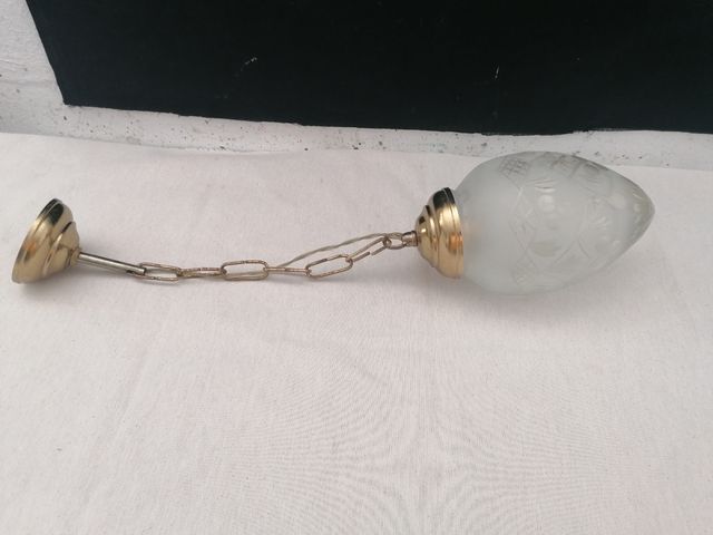 Lámpara de techo antigua