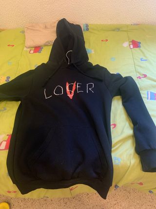 Sudadera de Pull\u0026amp;Bear de segunda mano por 10 EUR en Sevilla en WALLAPOP