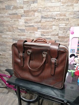 Maletas antiguas de viaje de segunda mano por 5 EUR en Linares en WALLAPOP