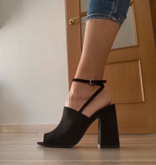 Zapatos de tacon Formula Joven de segunda mano por 15 EUR en Murcia en  WALLAPOP