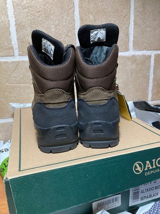 Botas Aigle Altavio Mid Gtx de segunda mano por 60 EUR en Iratzagorria en  WALLAPOP