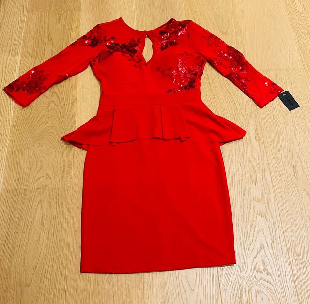 Vestido de fiesta con etiqueta para Navidad