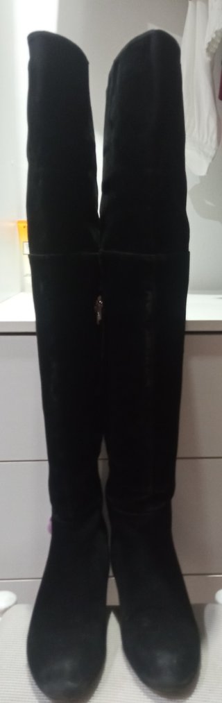BOTAS ALTAS XL de segunda mano por 24 EUR en Alaquas en WALLAPOP