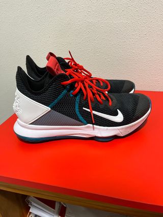 Zapatillas Nike segunda mano en Onil en WALLAPOP