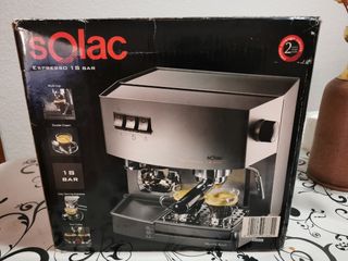 Cafetera espresso Solac 18 bar de segunda mano por 80 EUR en Torrejón de  Ardoz en WALLAPOP