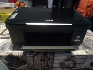 Impresora escaner multifunción Epson Stylus SX100 de segunda mano por 5 EUR  en Terrassa en WALLAPOP