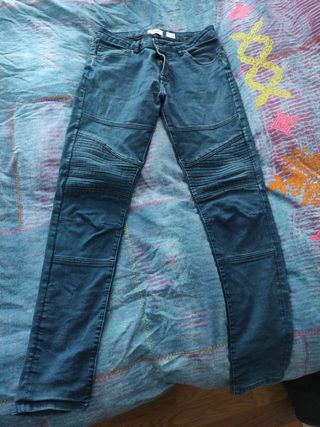 Pantalones vaqueros hombre pull \u0026amp; bear de segunda mano por 1,95 EUR en  Villanueva de Gállego en WALLAPOP
