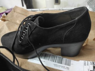 Zapatos Botines tacón mujer 39 Marypaz de segunda mano por 9 EUR en Getafe  en WALLAPOP