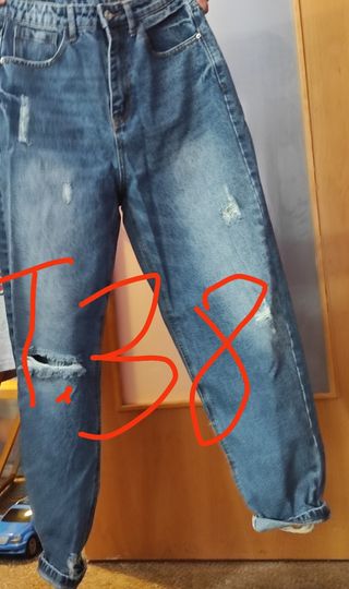 Pantalones tejanos shein de segunda mano por 35 EUR en Sabadell en WALLAPOP