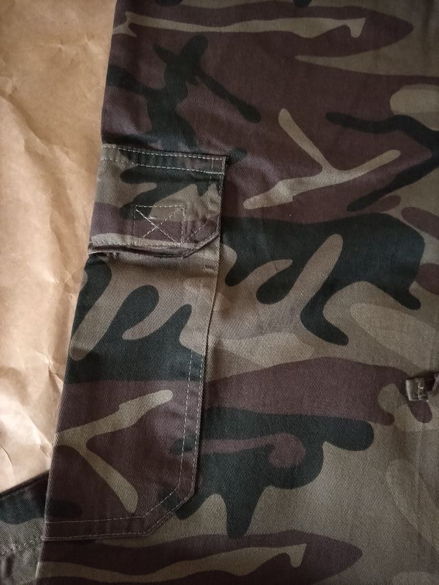 Pantalón cargo recto hombre T 40 SIN ESTRENAR