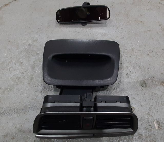 Molduras interior subaru Impreza