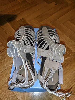 Sandalias romanas Marypaz, 38 de segunda mano por 5 EUR en San Sebastián de  Los Reyes en WALLAPOP