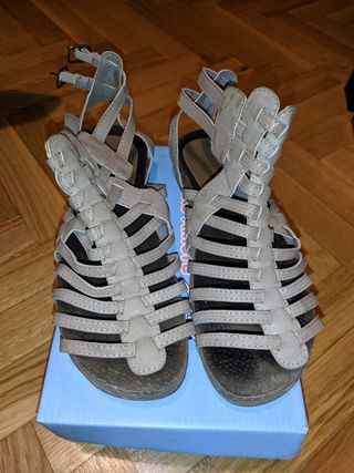 Sandalias romanas Marypaz, 38 de segunda mano por 5 EUR en San Sebastián de  Los Reyes en WALLAPOP