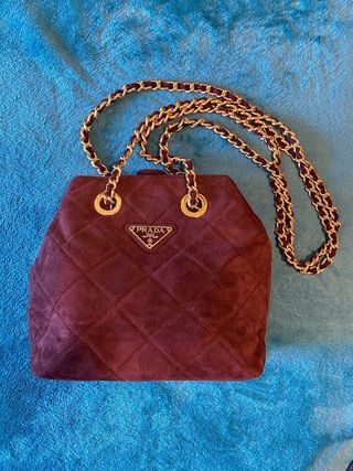 Bolso de hombro Prada. Vintage de segunda mano por 349 EUR en Madrid en  WALLAPOP