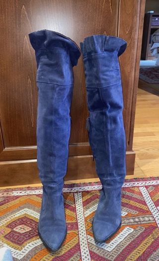 Botas altas Cuplé de segunda mano por 30 EUR en Jaén en WALLAPOP