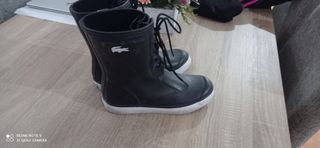 Botas de agua Lacoste de segunda mano por 15 EUR en Estepona en WALLAPOP