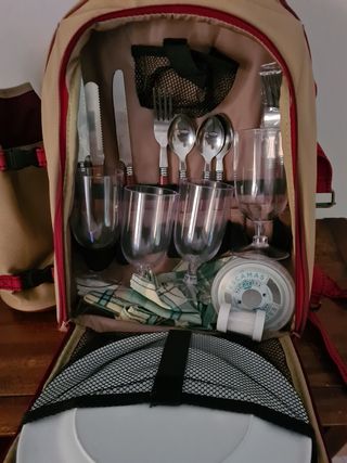 Mochila picnic de segunda mano por 10 EUR en Madrid en WALLAPOP
