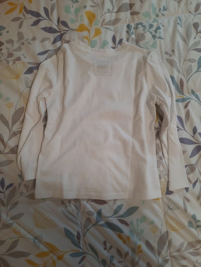 camiseta efecto chaleco