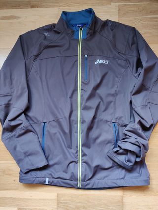 Chaqueta cortavientos Asics L de segunda mano por 27 EUR en Gijón en  WALLAPOP