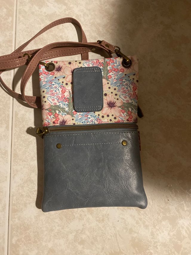 Bolso muñeca para movil