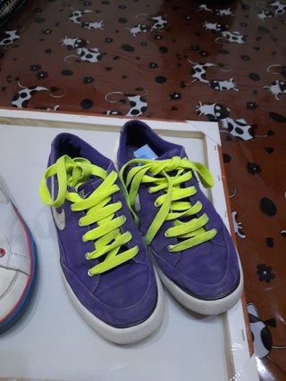 2x1 ZAPATILLAS NIKE ORIGINALES de segunda mano por 10 EUR en Almassera en  WALLAPOP