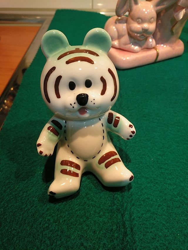 Lote figuras 2eur unidad o 6 eur todas