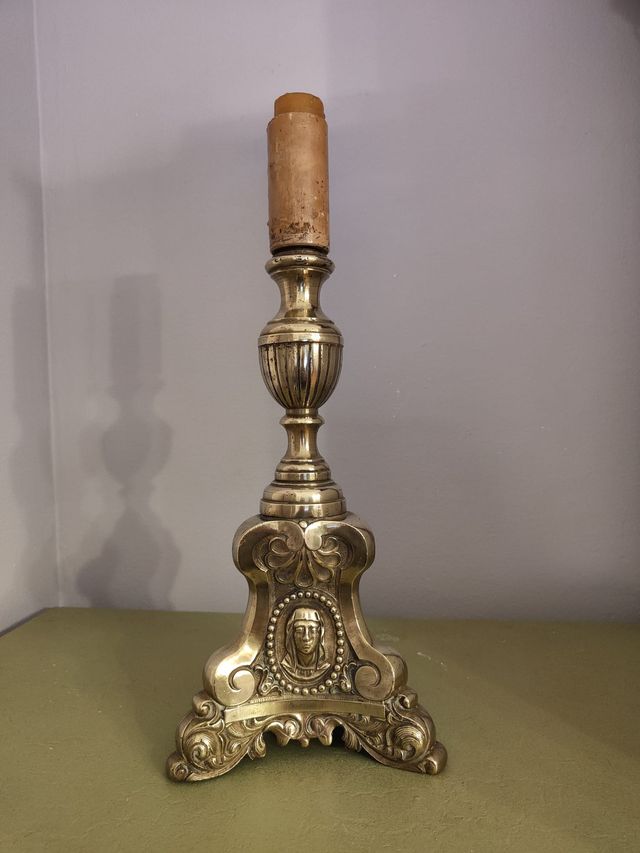 Candelabro Hachero de Altar (B).
