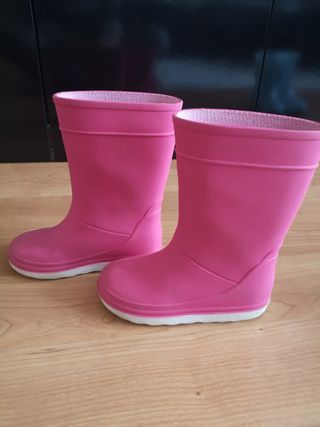 Botas de agua niña tribord de segunda mano por 7 EUR en Mataró en WALLAPOP