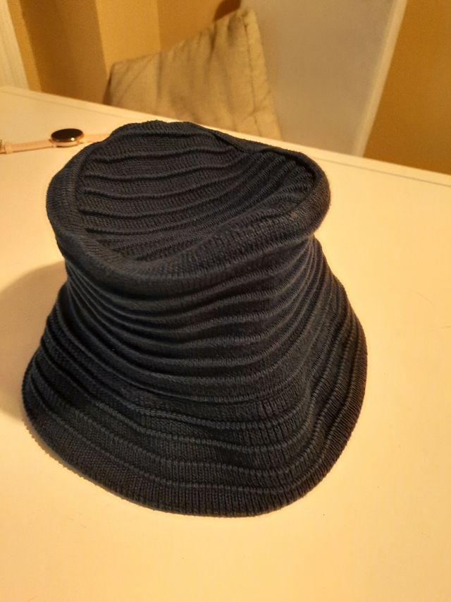 Gorro azul marino estilo años 20