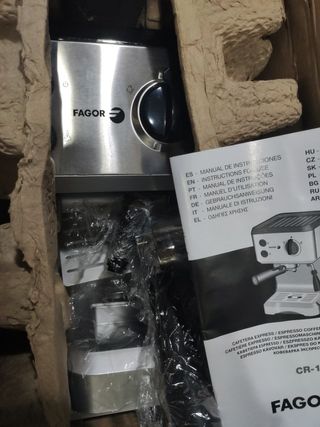CAFETERA FAGOR CR 1500 (NUEVA SIN ESTRENAR) de segunda mano por 50 EUR en  Almazora en WALLAPOP