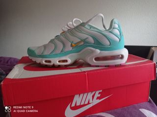 Zapatillas TN nike mujer de segunda mano por 120 EUR en San Sebastián de  Los Reyes en WALLAPOP