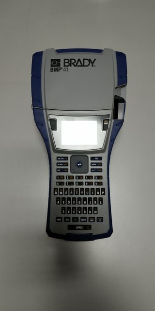 Etiquetadora profesional Brady BMP41 de segunda mano por 149 EUR en Madrid  en WALLAPOP