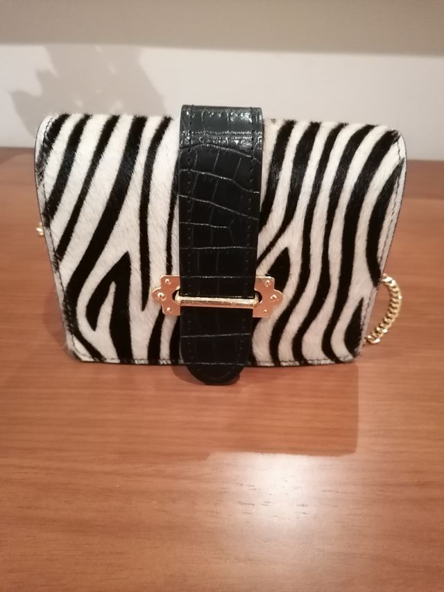 Bolso piel, para colgar y llevar como riñonera