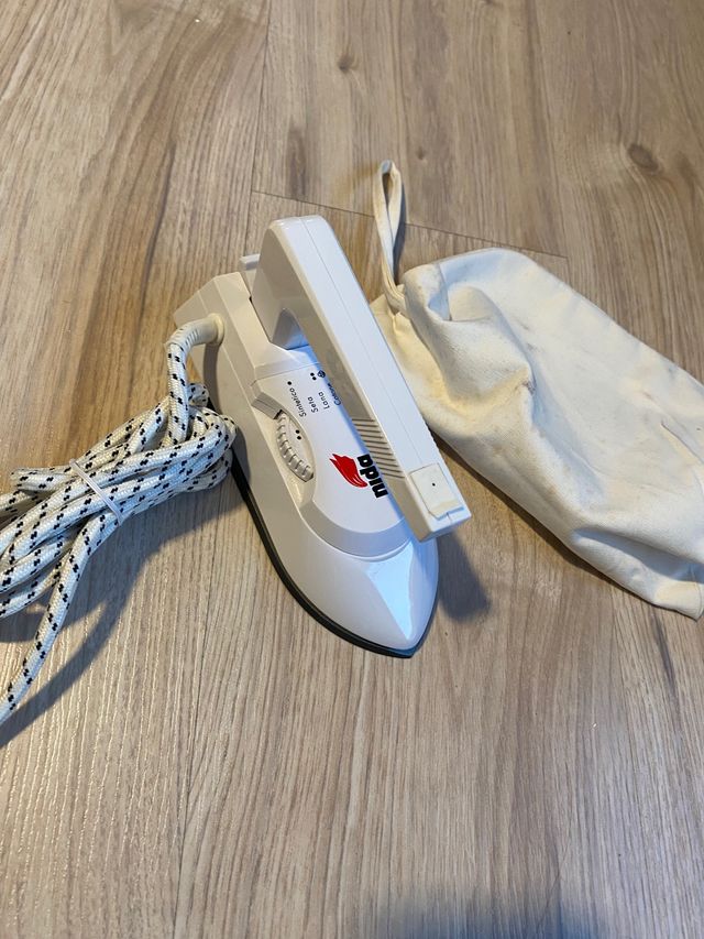 Ferro da stiro da viaggio