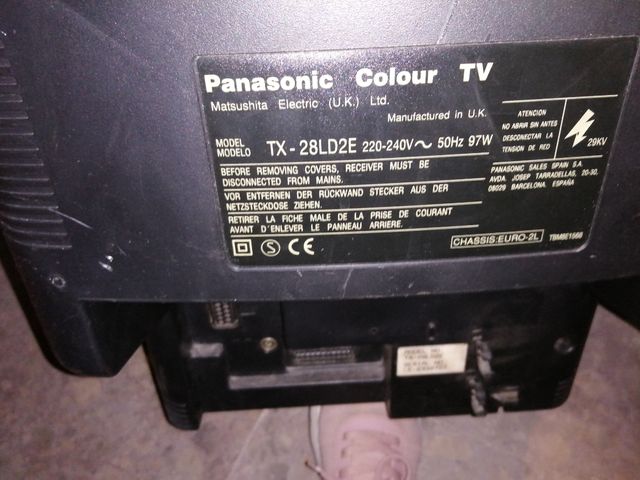 Televisor Panasonic modelo Quintrix