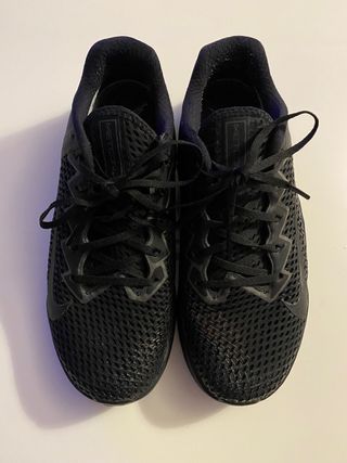 NIKE METCON 6 negras talla 43 de segunda mano por 51 EUR en Madrid en  WALLAPOP
