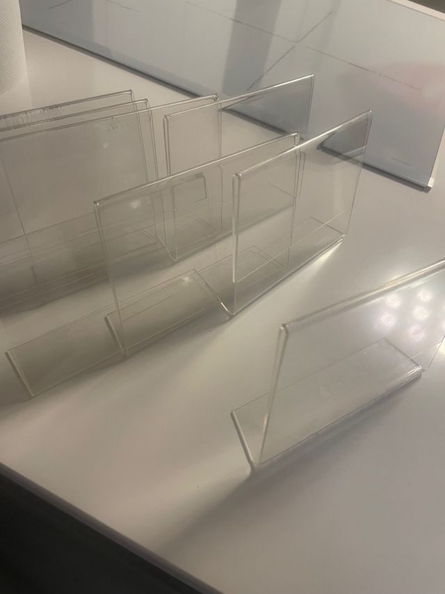 Soportes cartulinas para escaparates