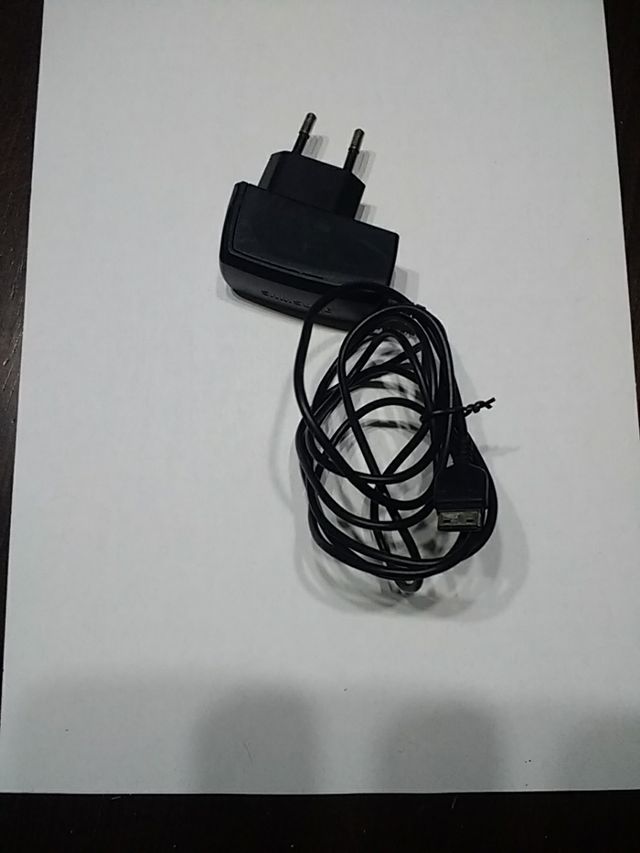 Cargador Samsung.