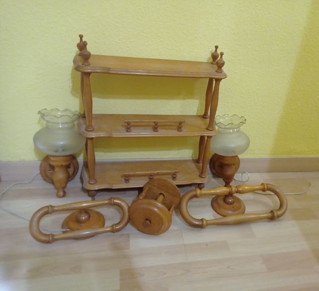 ESTANTERIA DE BAÑO MAS COMPLEMENTOS