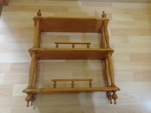 ESTANTERIA DE BAÑO MAS COMPLEMENTOS