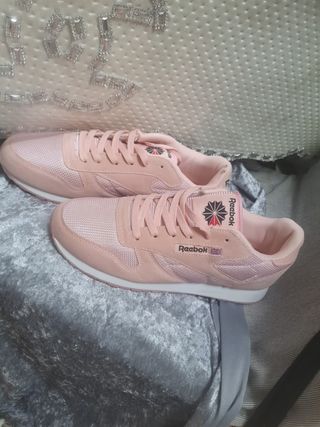 Bamba Reebok de segunda mano por 20 EUR en Montcada i Reixac en WALLAPOP