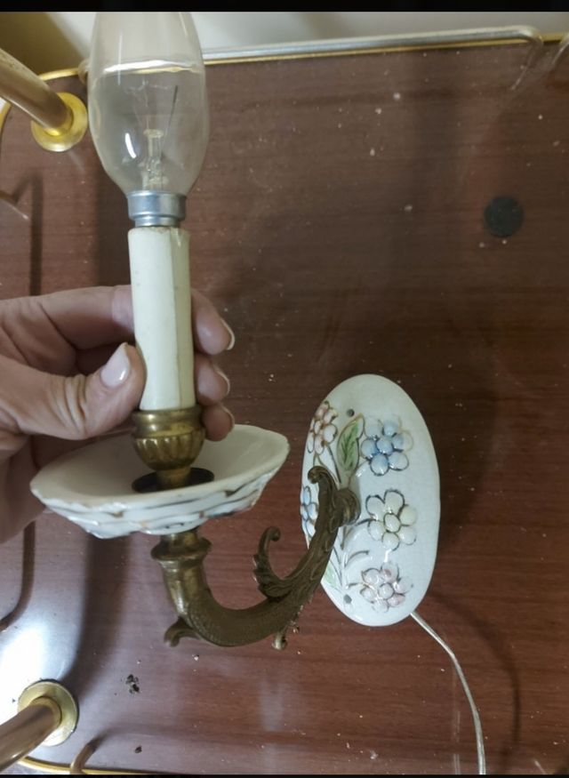 Antiguo cerámica y bronce