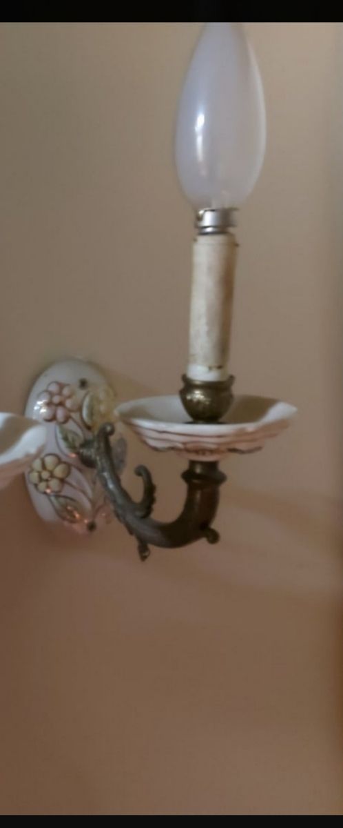 Antiguo cerámica y bronce