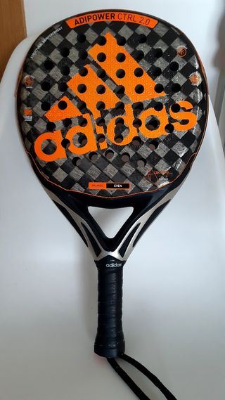 Pala adidas adipower ctrl 2.0 de segunda mano por 80 EUR en La Papiola en  WALLAPOP