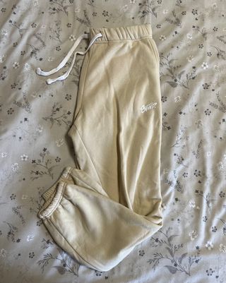 Pack 2 Chandal Pull \u0026amp; Bear STWD de segunda mano por 20 EUR en El Prat  de Llobregat en WALLAPOP