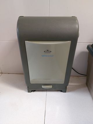 Aspirador eléctrico peluqueria de segunda mano por 40 EUR en Samano en  WALLAPOP