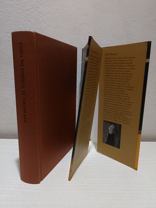 #L17. Libro "El código da Vinci" de Dan Brown